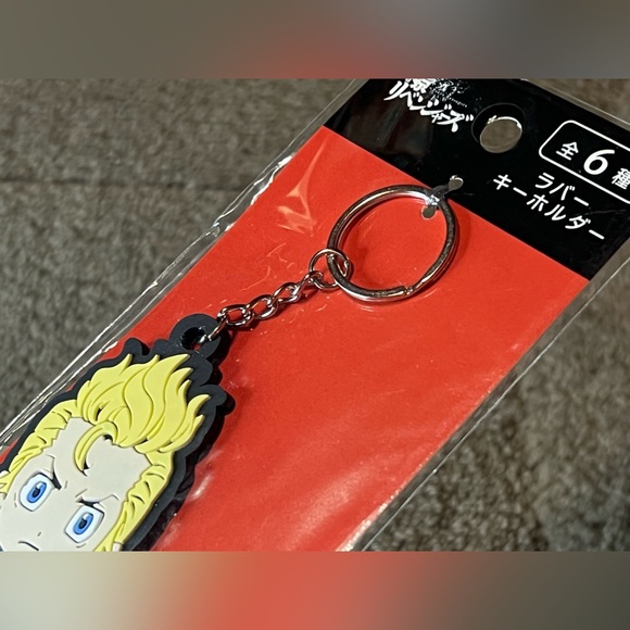 Tokyo Revengers Takemichi Hanagaki Rubber Keychain Japan Exclusive Official - Picture 5 of 9